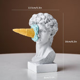 Escultura Nórdica Davi com Sorvete - Inspira